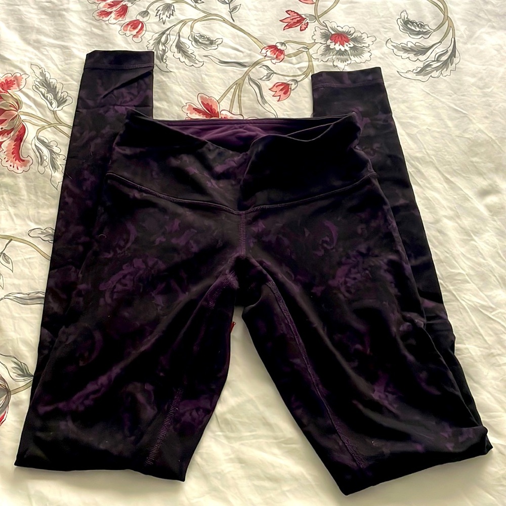 Lululemon Purple and Black Wunder Under Leggings